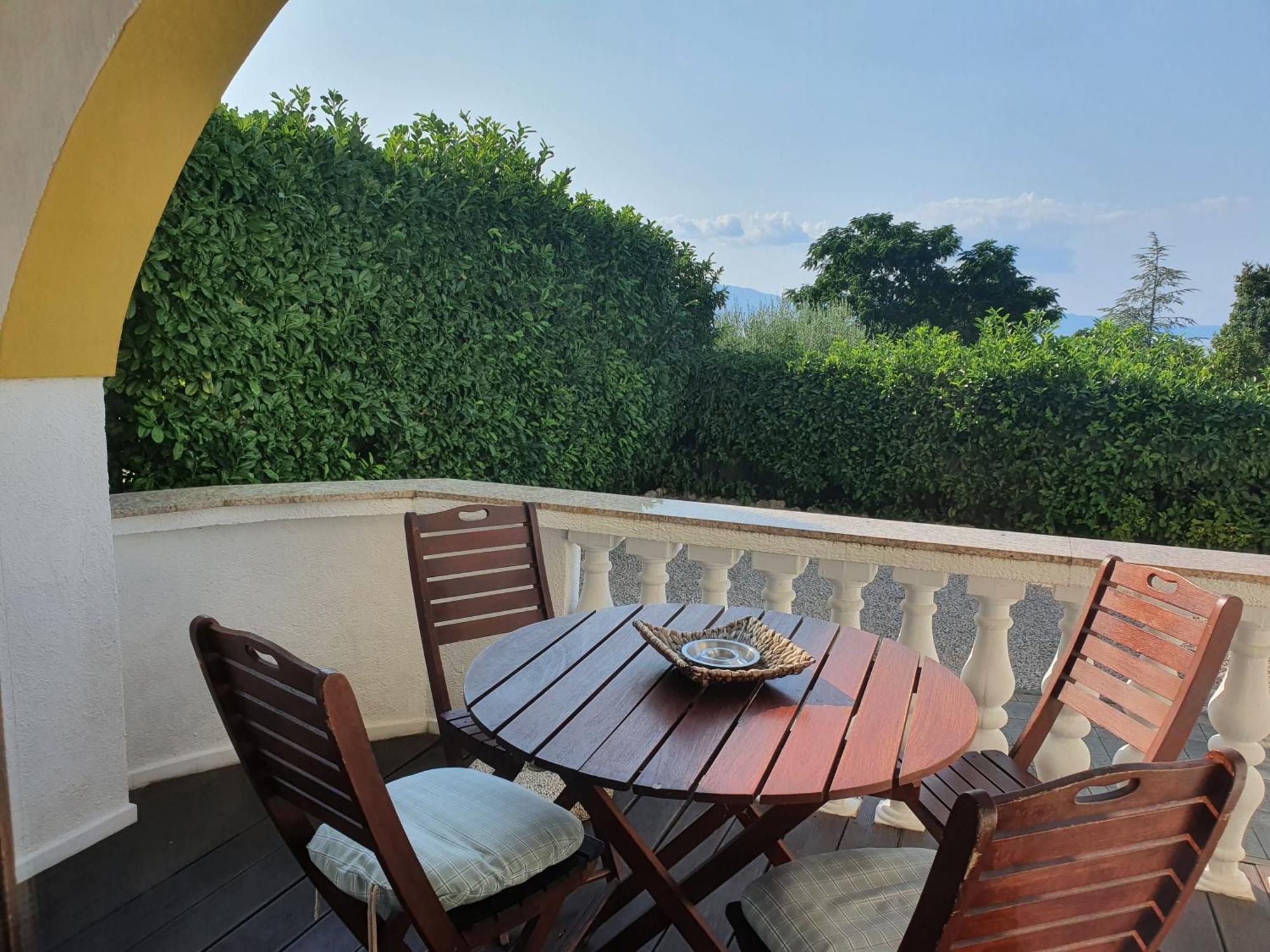 Villa Flora Малинська Номер фото